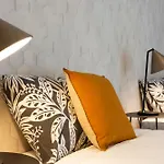 Apartment Guesthost - Glam Flat *